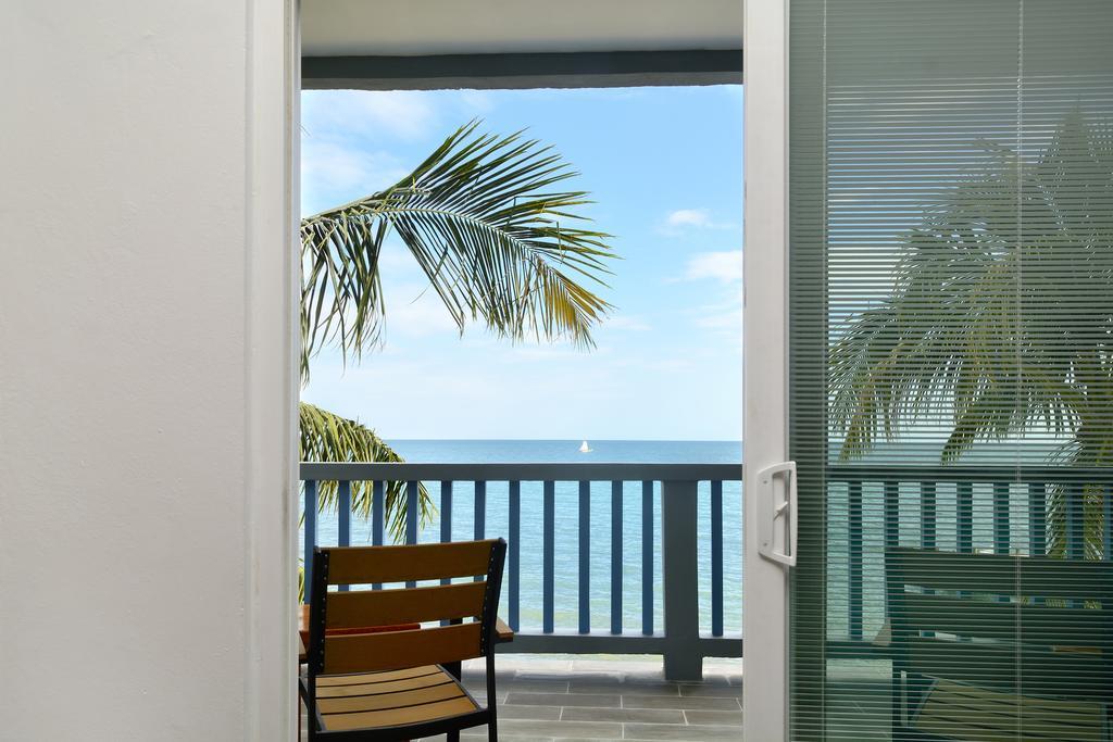 Parrot Cove Lodge Χόπκινς Εξωτερικό φωτογραφία