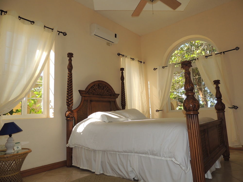 Parrot Cove Lodge Χόπκινς Εξωτερικό φωτογραφία