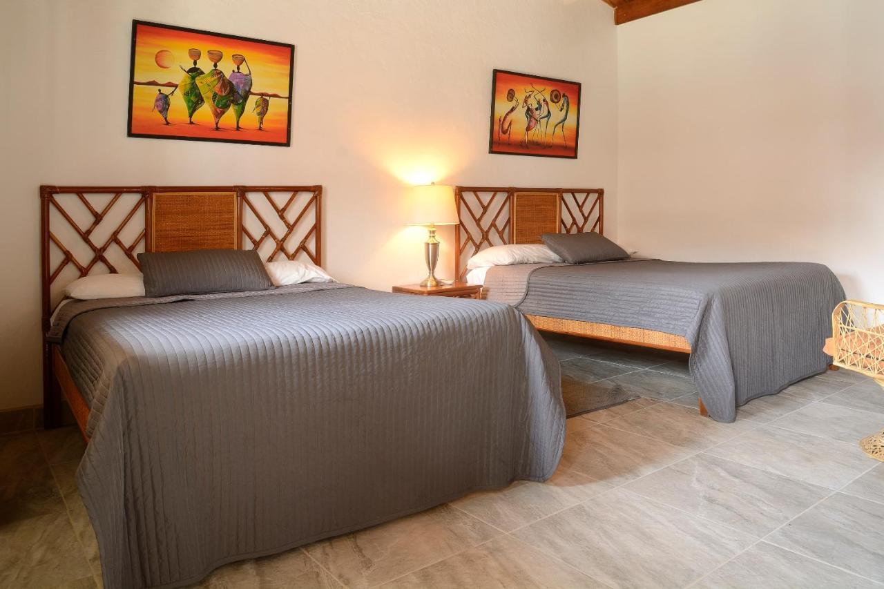 Parrot Cove Lodge Χόπκινς Εξωτερικό φωτογραφία